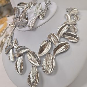 4-piece jewelry set