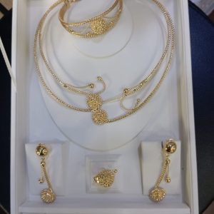 4-piece jewelry set