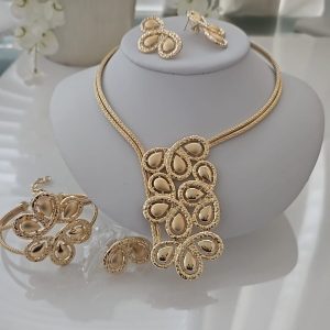 4-piece jewelry set