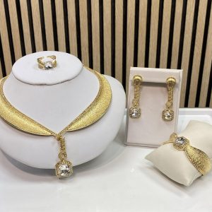 4-piece jewelry set